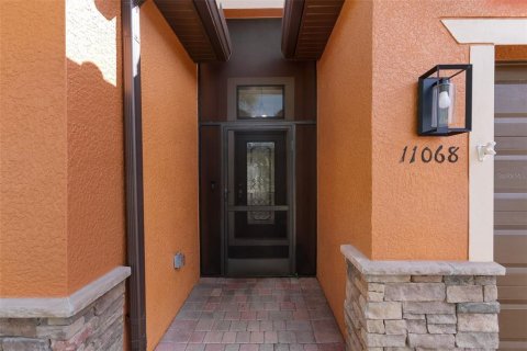 Villa ou maison à vendre à Fort Myers, Floride: 4 chambres, 188.78 m2 № 2321677 - photo 4