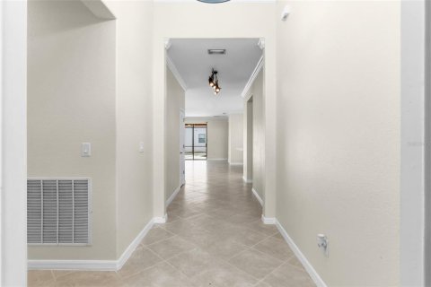 Villa ou maison à vendre à Fort Myers, Floride: 4 chambres, 188.78 m2 № 2321677 - photo 5