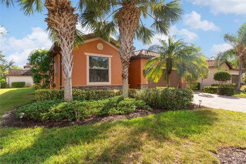 Villa ou maison à vendre à Fort Myers, Floride: 4 chambres, 188.78 m2 № 2321677 - photo 3