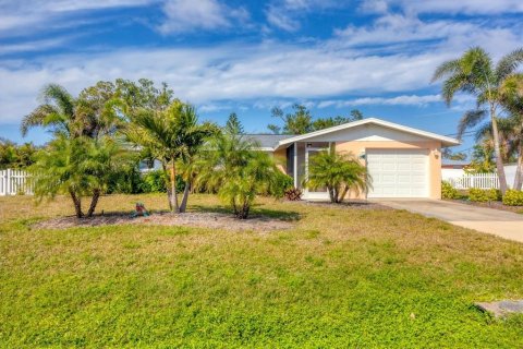 Villa ou maison à vendre à Englewood, Floride: 2 chambres, 110 m2 № 2354770 - photo 5
