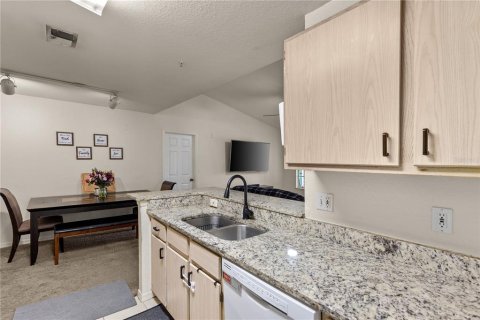 Condo in Lakewood Ranch, Florida, 3 bedrooms  № 1737139 - photo 5