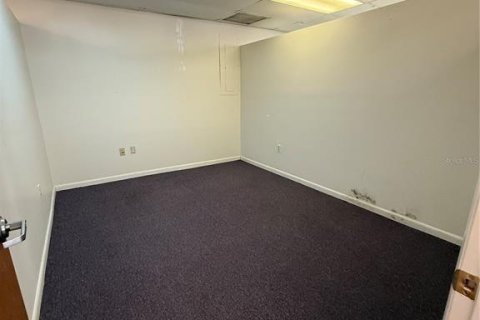 Снять в аренду коммерческую недвижимость в Порт-Ричи, Флорида 698.63м2, № 1847083 - фото 9