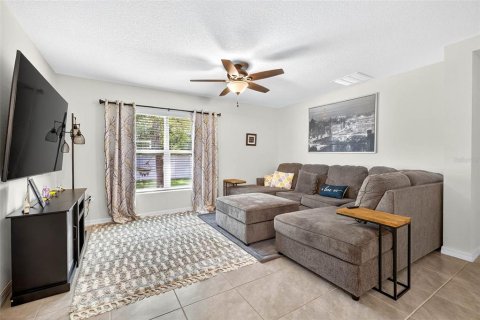 Casa en venta en Spring Hill, Florida, 4 dormitorios, 170.01 m2 № 1816885 - foto 14