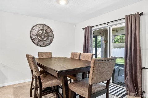 Casa en venta en Spring Hill, Florida, 4 dormitorios, 170.01 m2 № 1816885 - foto 12
