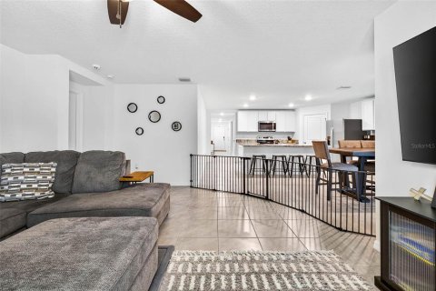 Casa en venta en Spring Hill, Florida, 4 dormitorios, 170.01 m2 № 1816885 - foto 16