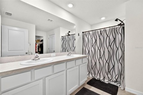Casa en venta en Spring Hill, Florida, 4 dormitorios, 170.01 m2 № 1816885 - foto 27