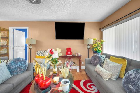 Condo in Delray Beach, Florida, 1 bedroom  № 1752172 - photo 4