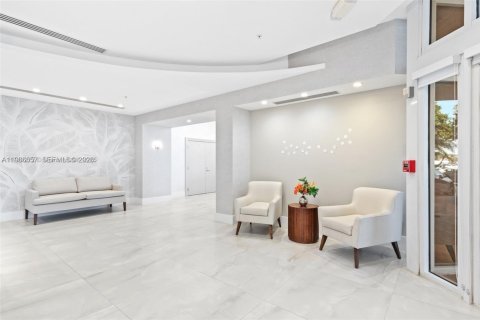 Condominio en alquiler en Hollywood, Florida, 1 dormitorio, 84.63 m2 № 2028831 - foto 5