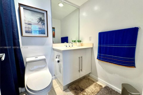 Condominio en alquiler en Hollywood, Florida, 1 dormitorio, 84.63 m2 № 2028831 - foto 20