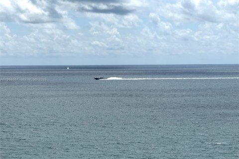 Condominio en alquiler en Hollywood, Florida, 1 dormitorio, 84.63 m2 № 2028831 - foto 24