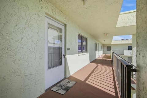 Condominio en venta en Lakeland, Florida, 2 dormitorios, 104.05 m2 № 2101469 - foto 2