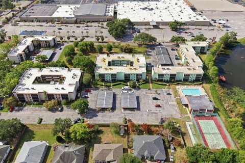 Condominio en venta en Lakeland, Florida, 2 dormitorios, 104.05 m2 № 2101469 - foto 29