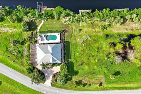 Villa ou maison à vendre à Placida, Floride: 3 chambres, 213.49 m2 № 1908531 - photo 5