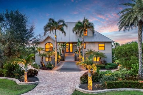 Villa ou maison à vendre à Placida, Floride: 3 chambres, 213.49 m2 № 1908531 - photo 1