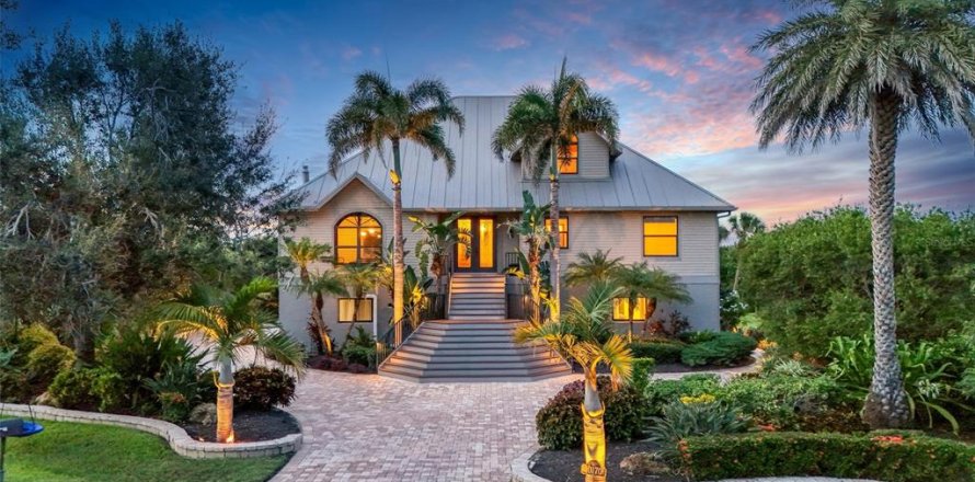 Villa ou maison à Placida, Floride 3 chambres, 213.49 m2 № 1908531