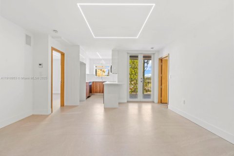 Copropriété à vendre à Miami, Floride: 3 chambres, 94.76 m2 № 1973357 - photo 5