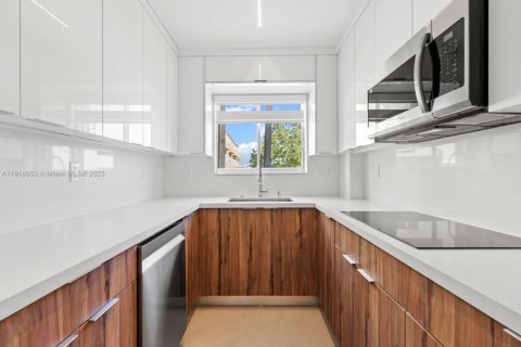 Copropriété à vendre à Miami, Floride: 3 chambres, 94.76 m2 № 1973357 - photo 3