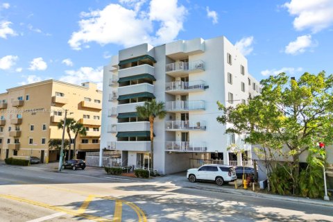 Copropriété à vendre à Miami, Floride: 3 chambres, 94.76 m2 № 1973357 - photo 20