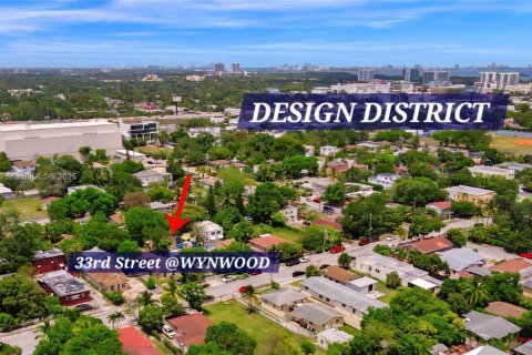 House in Miami, Florida 2 bedrooms, 62.71 sq.m. № 1935244 - photo 8