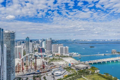 Condo in Miami, Florida № 2153010 - photo 22