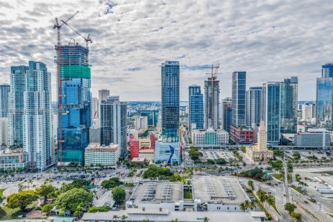 Condo in Miami, Florida № 2153010 - photo 18