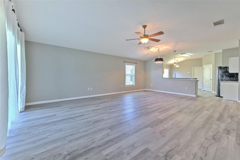 House in Wesley Chapel, Florida 3 bedrooms, 162.95 sq.m. № 1792693 - photo 25