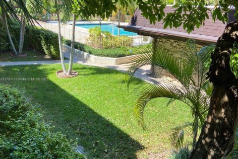 Copropriété à vendre à Miami, Floride: 2 chambres, 96.99 m2 № 1712310 - photo 6