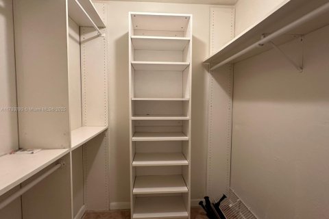 Copropriété à vendre à Miami, Floride: 2 chambres, 96.99 m2 № 1712310 - photo 16