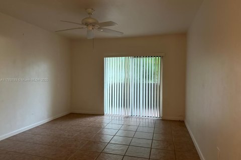 Copropriété à vendre à Miami, Floride: 2 chambres, 96.99 m2 № 1712310 - photo 10