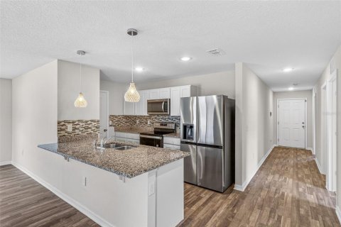 Villa ou maison à vendre à Kissimmee, Floride: 3 chambres, 162.02 m2 № 2142934 - photo 7