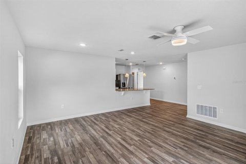 Villa ou maison à vendre à Kissimmee, Floride: 3 chambres, 162.02 m2 № 2142934 - photo 14