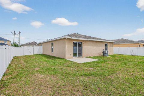 Villa ou maison à vendre à Kissimmee, Floride: 3 chambres, 162.02 m2 № 2142934 - photo 28
