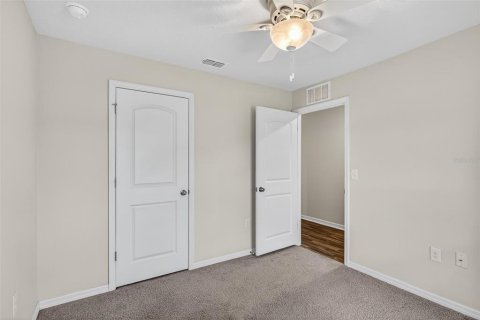 Villa ou maison à vendre à Kissimmee, Floride: 3 chambres, 162.02 m2 № 2142934 - photo 18