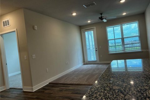 Apartamento en alquiler en Mount Dora, Florida, 2 dormitorios, 116.13 m2 № 1908078 - foto 10