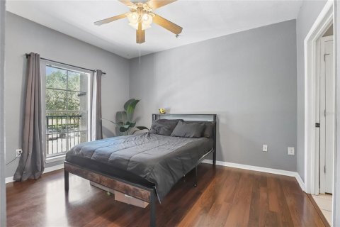 Condo in Temple Terrace, Florida, 1 bedroom  № 2396303 - photo 18