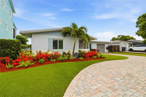 House in Ellenton, Florida 3 bedrooms, 172.52 sq.m. № 2157223 - photo 4