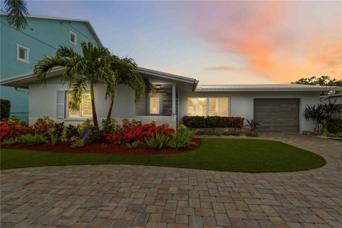 House in Ellenton, Florida 3 bedrooms, 172.52 sq.m. № 2157223 - photo 3