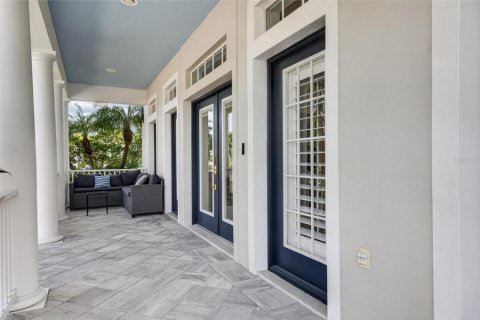 House in Apollo Beach, Florida 4 bedrooms, 310.39 sq.m. № 2393704 - photo 11