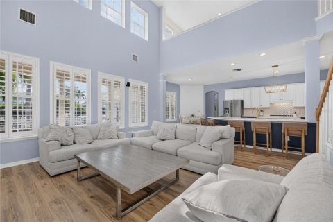 House in Apollo Beach, Florida 4 bedrooms, 310.39 sq.m. № 2393704 - photo 27