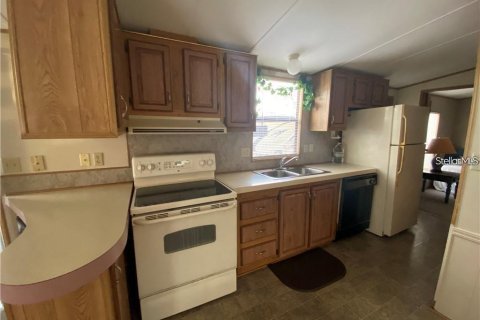 Appartement à louer à Haines City, Floride: 2 chambres, 44.59 m2 № 2433229 - photo 2