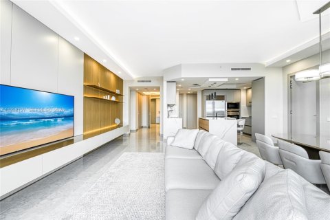 Купить кондоминиум в Бэл-Харбор, Флорида 2 спальни, 186.64м2, № 2053119 - фото 8