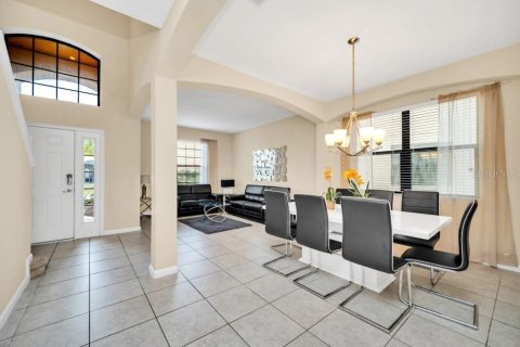 House in Kissimmee, Florida 6 bedrooms, 267 sq.m. № 1675957 - photo 5