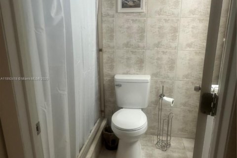 Copropriété à vendre à Pompano Beach, Floride: 1 chambre, 72 m2 № 1946223 - photo 6