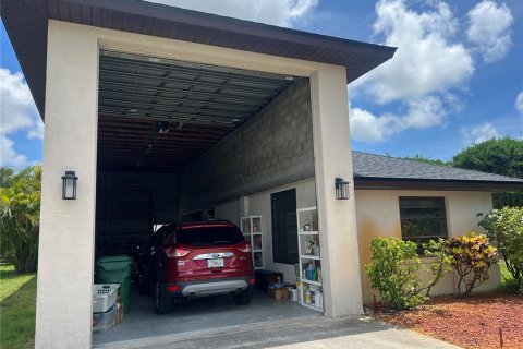 Villa ou maison à vendre à Englewood, Floride: 2 chambres, 157.84 m2 № 2199353 - photo 3