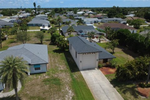 Villa ou maison à vendre à Englewood, Floride: 2 chambres, 157.84 m2 № 2199353 - photo 5
