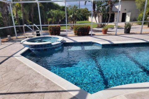 Villa ou maison à vendre à Englewood, Floride: 2 chambres, 157.84 m2 № 2199353 - photo 8