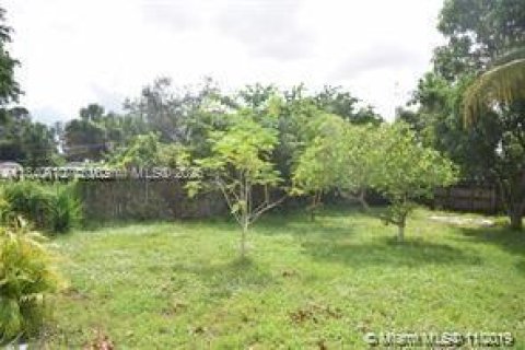 Купить виллу или дом в Вест-Парк, Флорида 3 спальни, 89.74м2, № 2019342 - фото 12