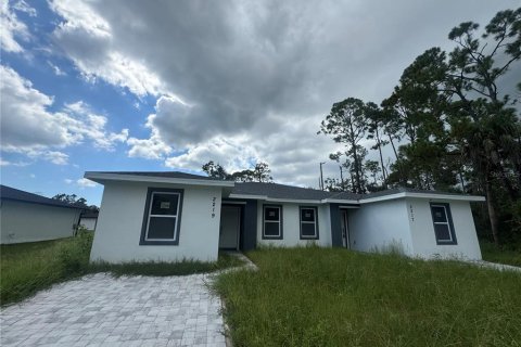 Apartamento en alquiler en Port Charlotte, Florida, 3 dormitorios, 107.95 m2 № 1909375 - foto 2