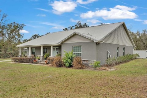 House in Mulberry, Florida 4 bedrooms, 250.74 sq.m. № 1902839 - photo 2