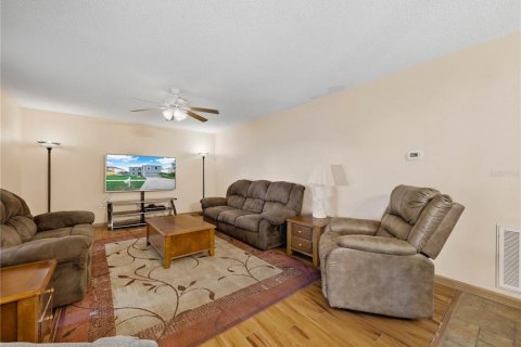 Villa ou maison à vendre à Winter Haven, Floride: 4 chambres, 263.47 m2 № 2399560 - photo 10